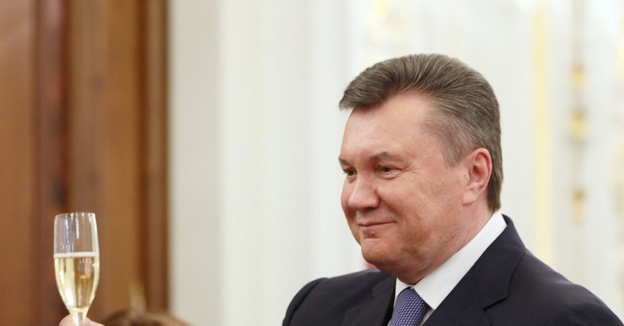 Что дарили Януковичу: Порошенко - картину 