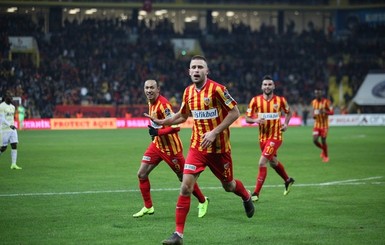 Экс-динамовцы Гармаш и Кравец забивают в чемпионате Турции, играя друг против друга