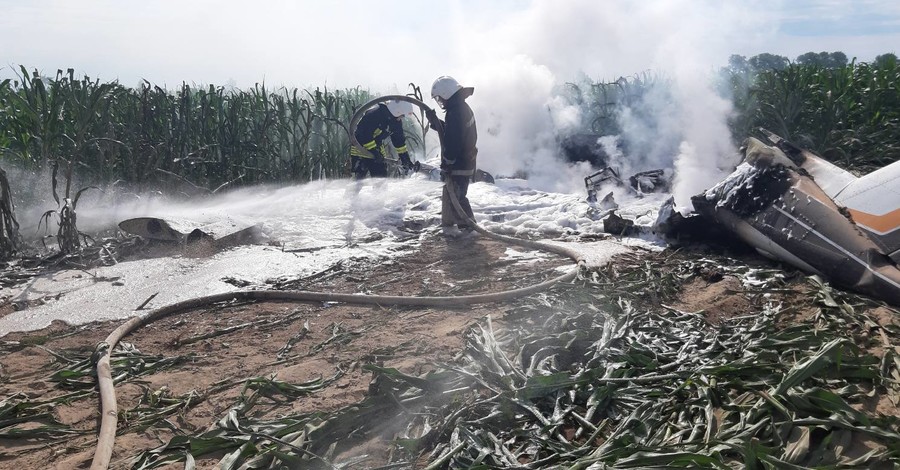 В Киевской области упал самолет: на борту были два человека