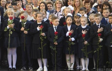Кличко заставил киевских школьников петь гимн