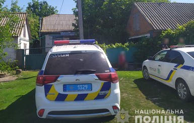 В Полтавской области мужчина взял в заложники жену и тещу
