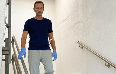 Алексея Навального выписали из стационара клиники Charite 