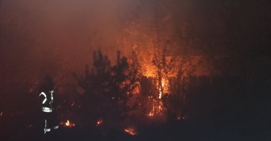 Пожары на Луганщине: погибли три человека, население эвакуируют