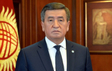 Президент Кыргызстана объявил чрезвычайное положение в Бишкеке