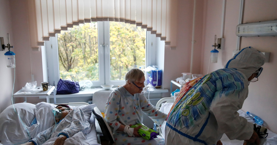 Коронавирус в Украине: за сутки - 4 420 новых случаев, за время пандемии жертвами COVID-19 стали 5 015 человек