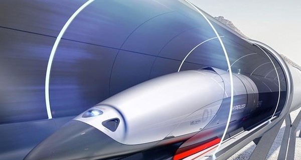 Hyperloop впервые совершил рейс с пассажирами на борту