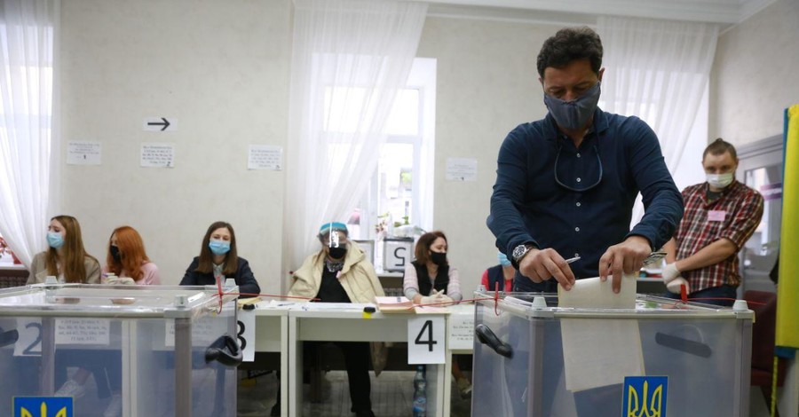 Второй тур выборов 22 ноября: к обеду самую высокую явку показали в Славянске