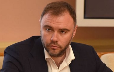 СМИ: депутат купил восемь квартир у бухгалтера Луценко