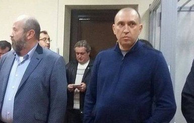 Зеленский лишил гражданства троих контрабандистов - Альперина, Еримичука и Амирханяна