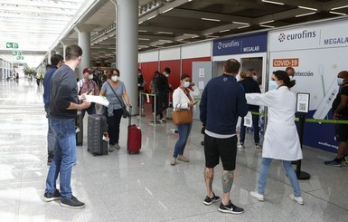 Испания с 7 июня откроет границы для привитых от Covid-19 туристов из стран, не входящих в ЕС