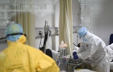 В Китае опровергли информацию о трех ученых, которые заболели COVID-19 до начала официальной эпидемии