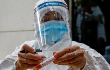 Вьетнам борется с новым гибридным штаммом коронавируса