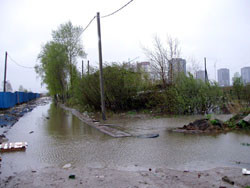 На западе Украины разрушены мосты и затоплены дома 