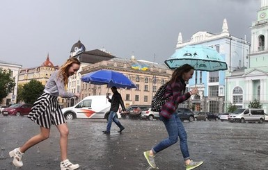 Киев и другие регионы в День Независимости накроют дождь и грозы: в какие области придет непогода