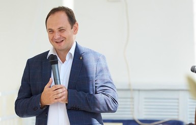 Омбудсмен призвала мэра Ивано-Франковска не нарушать Конституцию принудительной вакцинацией