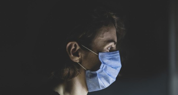 За сутки в Украине от коронавируса умерли 97 человек