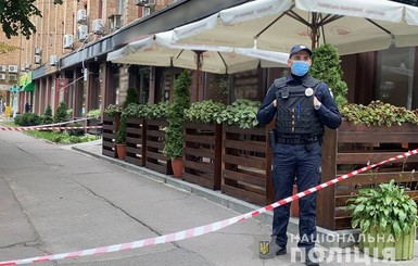 В Черкассах у кафе расстреляли человека