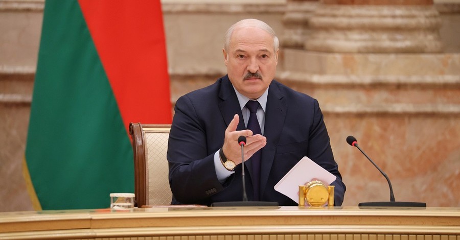 Лукашенко пообіцяв, що не втече з Білорусі після закінчення президентства