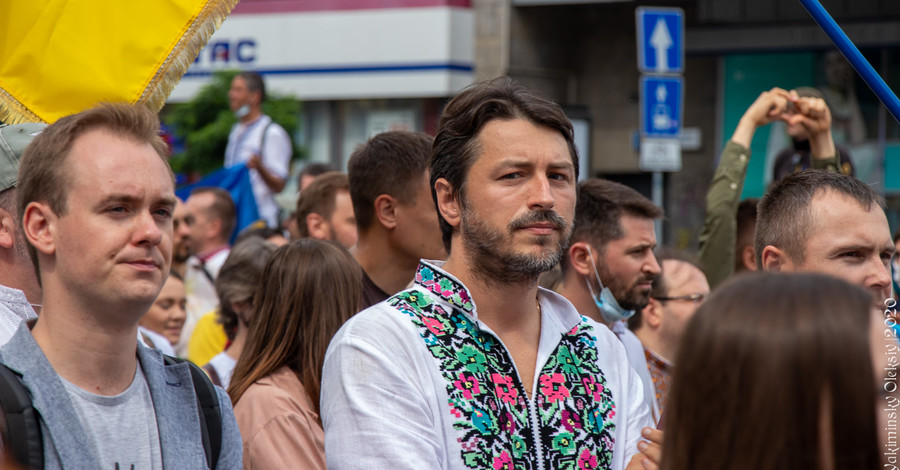 Как Билык, Притула и другие знаменитости поздравили с праздником украинских защитников