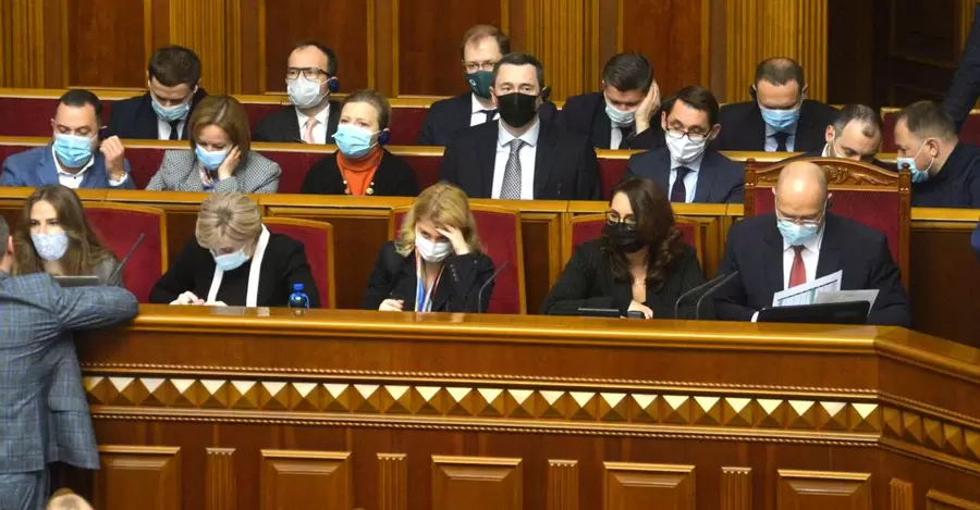 СМИ: Замешаны ли Разумков, Гетманцев и Железняк в служебном подлоге в законе о РРО для бизнеса