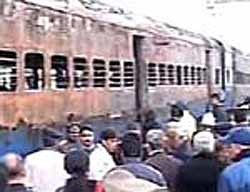 В Индии увеличилось количество жертв от пожара в поезде 