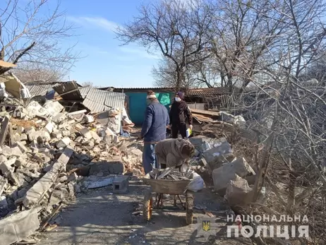 Поліція відкрила справу через обстріл на Донбасі села Невельське та пошкодження дев'яти приватних будинків