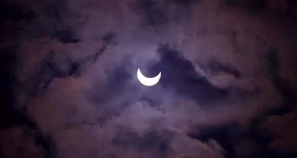 Коридор затемнень у листопаді-грудні 2021: чого чекати від рекордного місячного затемнення, що робити, а що – заборонено