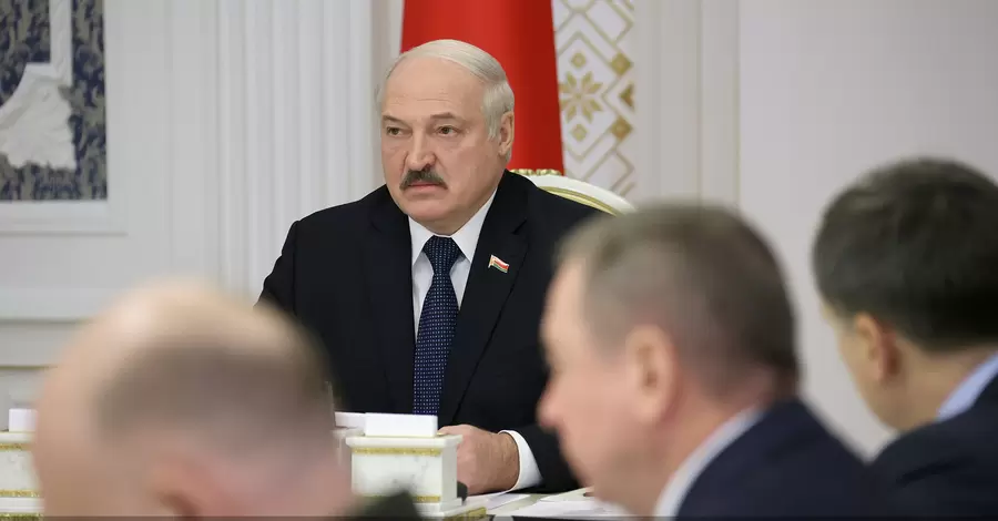 Прес-секретар Лукашенка: Менше 400 людей погодилися сьогодні відлетіти з Білорусі до Іраку