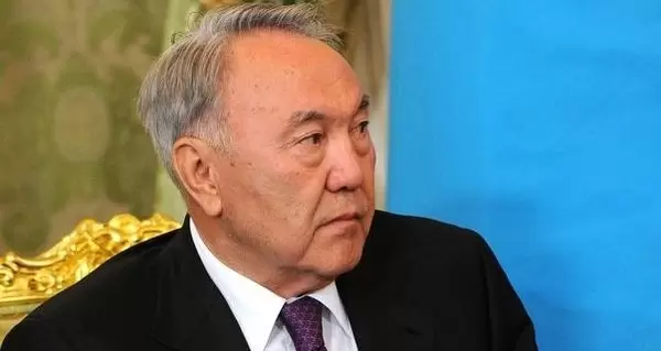 Нурсултан Назарбаєв склав із себе повноваження лідера головної партії Казахстану. Він очолював її 22 роки