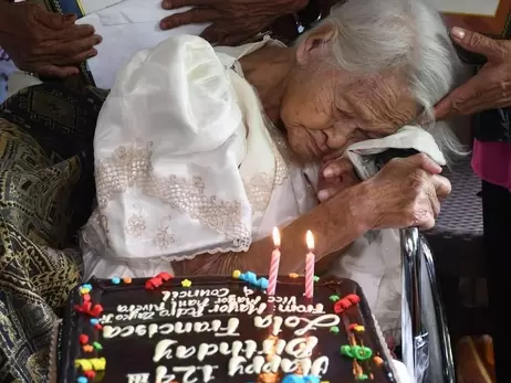 На Філіппінах померла найстаріша жінка у світі