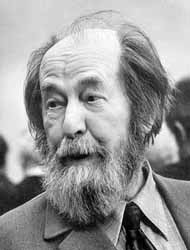 В Москве умер писатель Александр Солженицын 