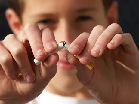 Пульмонолог: куріння в розпал пандемії все одно, що самогубство