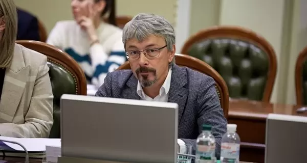 Стефанчук объяснил отсутствие в Раде заявления Ткаченко об отставке 