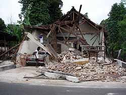 В Индонезии произошло 7-балльное землетрясение 