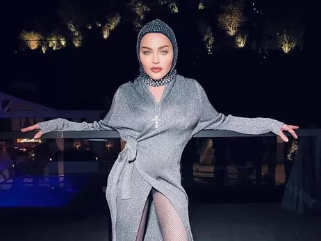 Мадонна вдягла модний головний убір від українського дизайнера