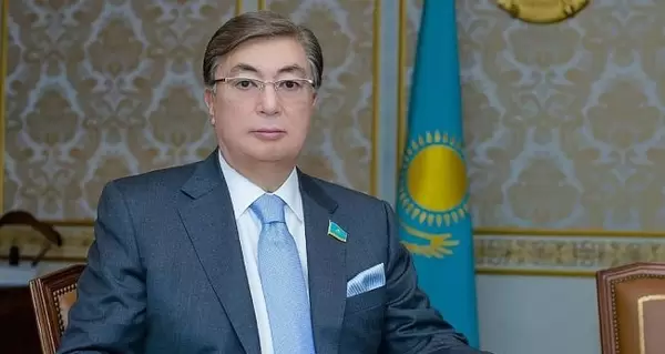 Президент Казахстана назвал протесты актом агрессии, митингующих - террористами, и обратился за помощью к России и Беларуси