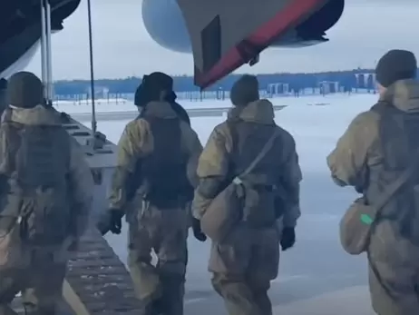 Російські десантники прибули до Алмати