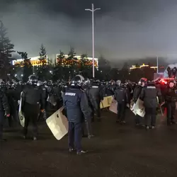 У Казахстані вже кілька днів відбуваються масові мітинги