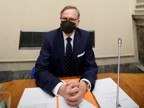 У Чехії прем'єр-міністр вилаявся на засіданні із увімкненим мікрофоном