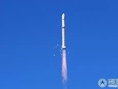 Китай вывел на околоземную орбиту экспериментальный спутник 