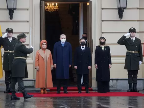 Президент Турции приехал в Украину вместе с супругой