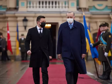 Зеленський підтримав Ердогана, який захворів на коронавірус після візиту в Україну