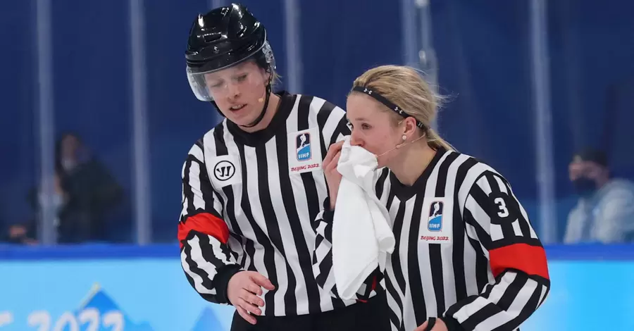 На Олімпіаді в Пекіні сестра гравця НХЛ розбила ключкою до крові обличчя рефері хокейного матчу Канада-США