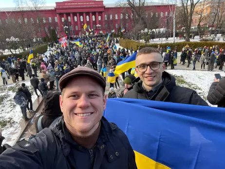 У Києві пройшла акція під гаслом «Українці чинитимуть опір», організатори нарахували кілька тисяч людей