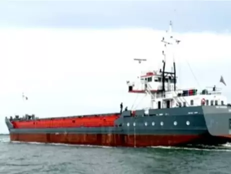 Біля Одеси окупанти потопили мирне торгове судно
