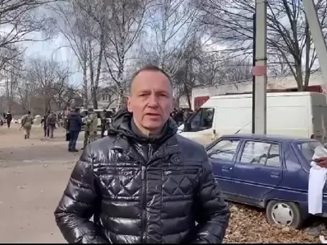 Мэр Чернигова: Город полностью разрушен и находится в окружении войск РФ