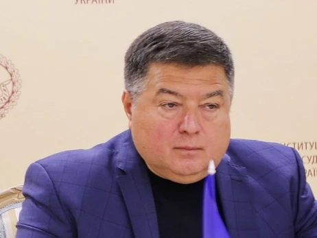 У ДБР підтвердили: екс-глава Конституційного суду Тупицький втік за кордон