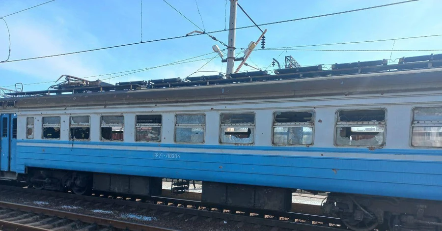 Після удару по залізничному вокзалу Краматорська Укрзалізниця продовжить евакуацію зі Слов'янська та Покровська