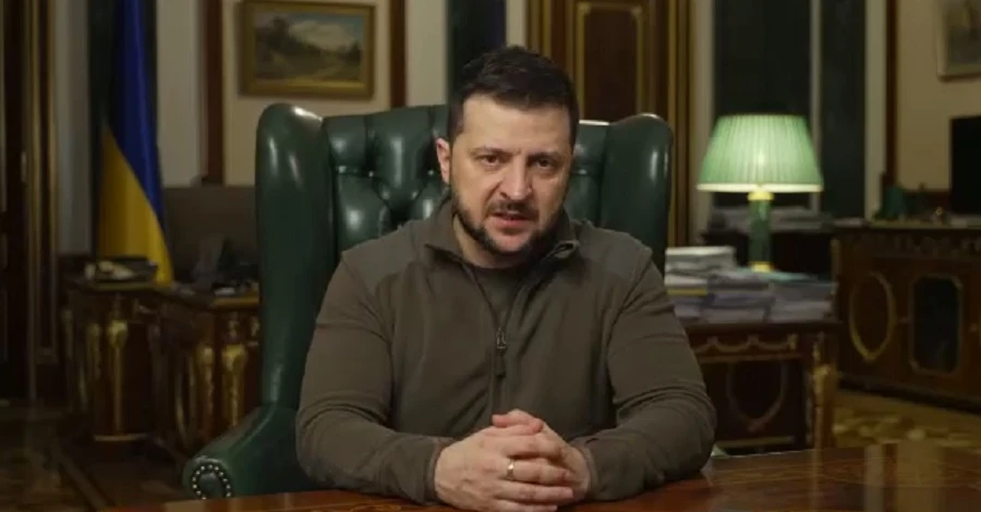 Зеленский заявил, что Украине не хватает оружия для деблокирования Мариуполя