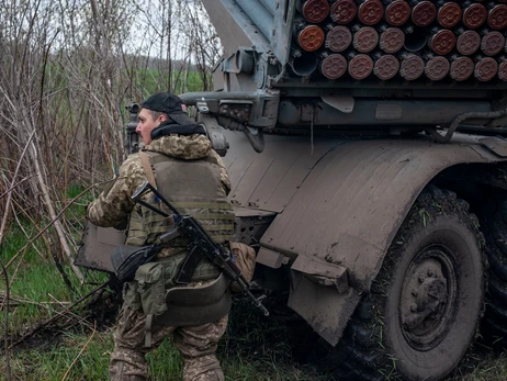 Генштаб о ситуации на Донбассе: Враг наступает вдоль всей линии соприкосновения
